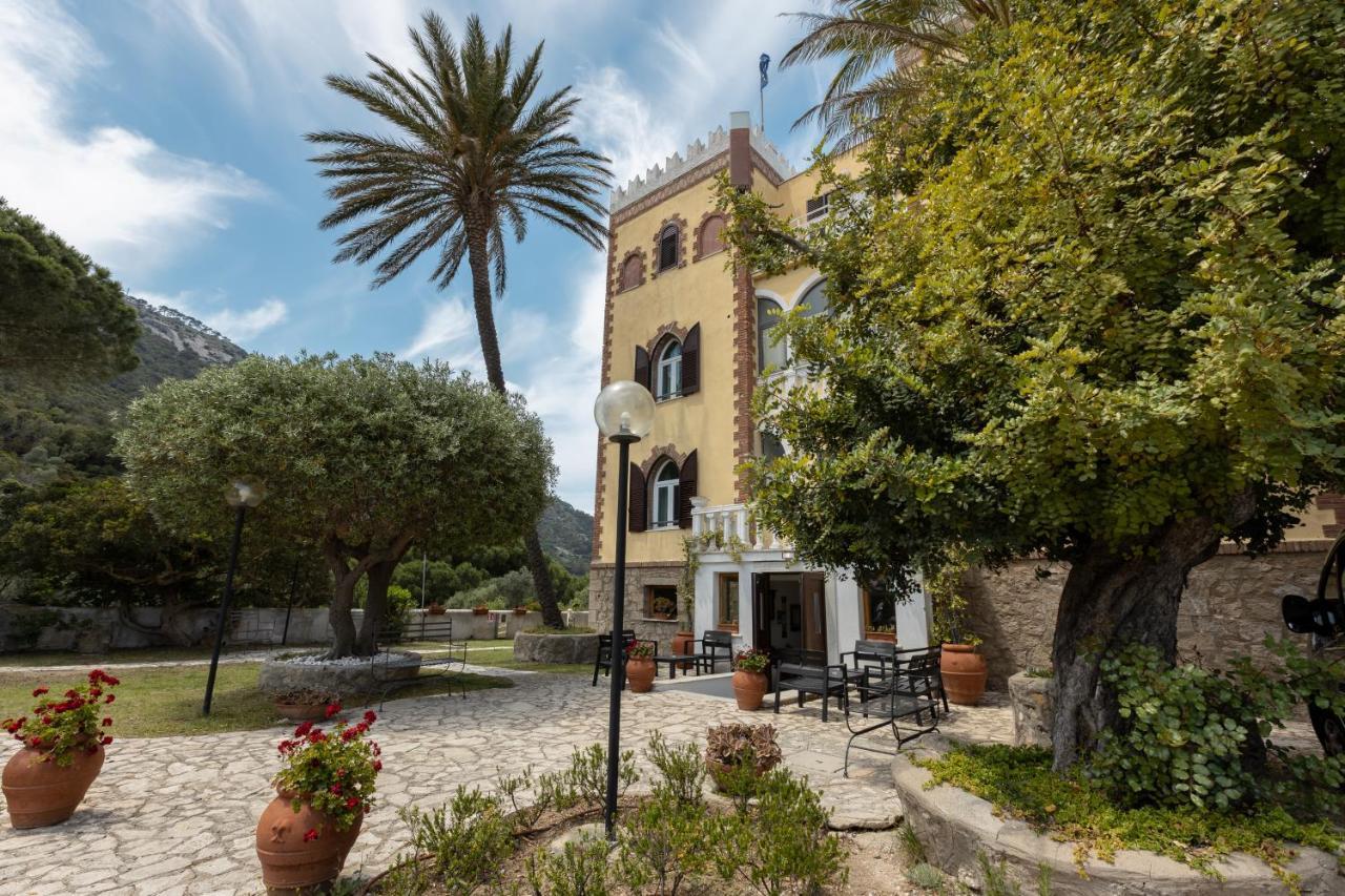 Hotel Castello Monticello Giglio Porto Buitenkant foto