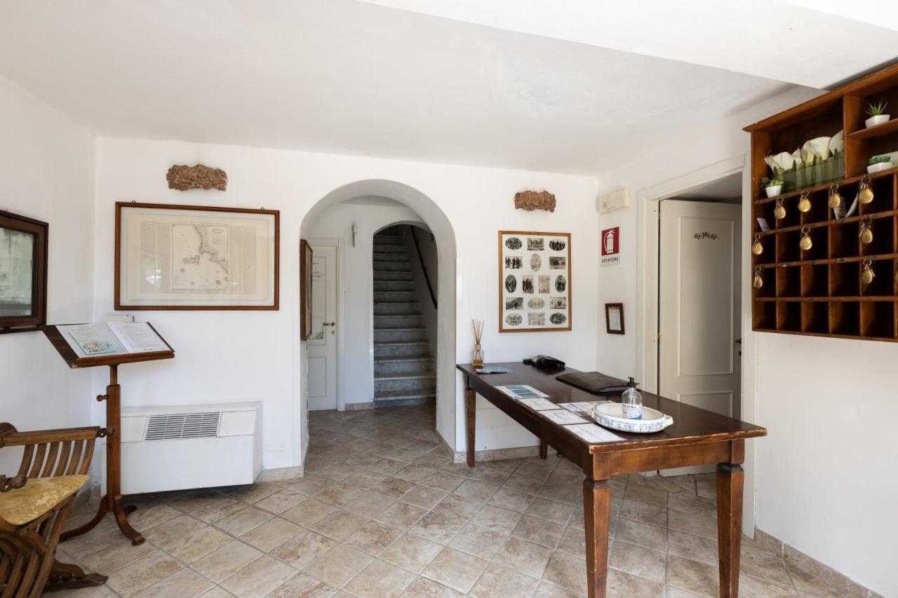 Hotel Castello Monticello Giglio Porto Buitenkant foto