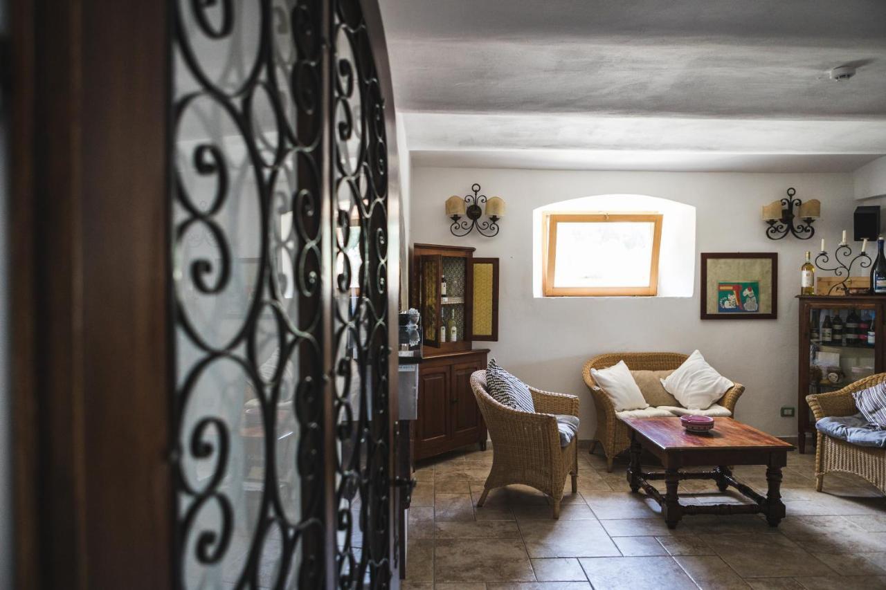 Hotel Castello Monticello Giglio Porto Buitenkant foto